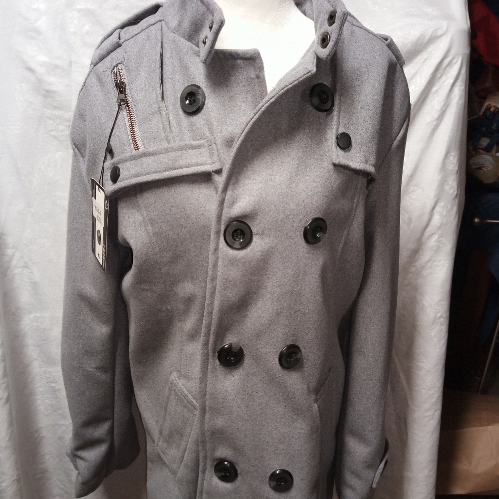 Jacket - Picture 3 of 4
